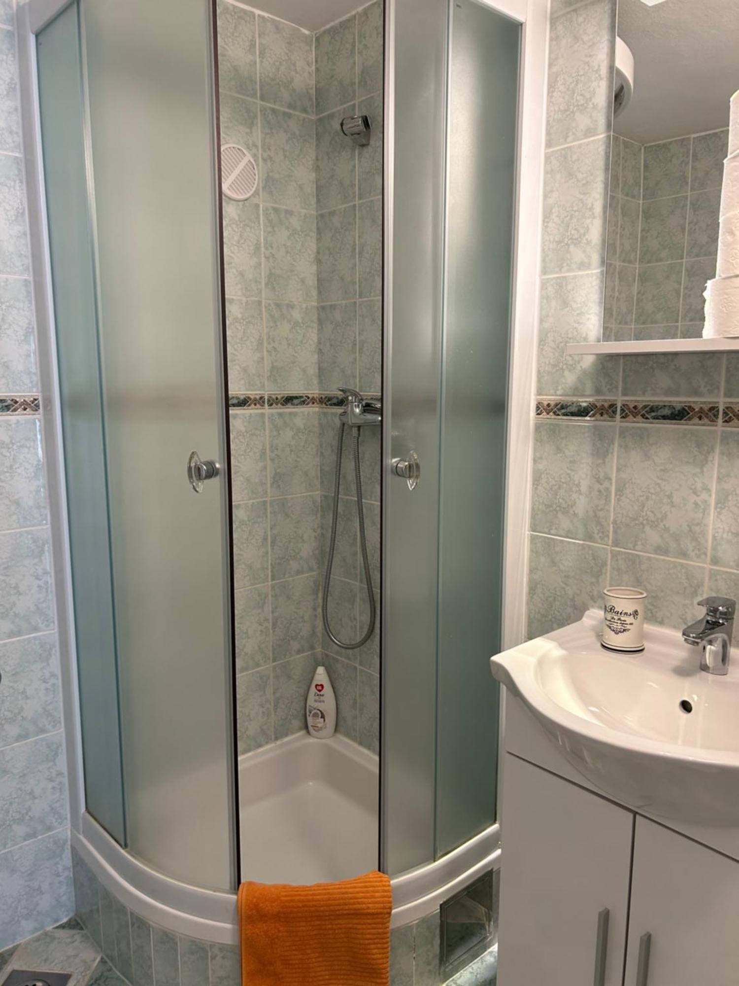 Apartment Diha *